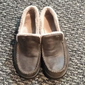 DC men’s loafer